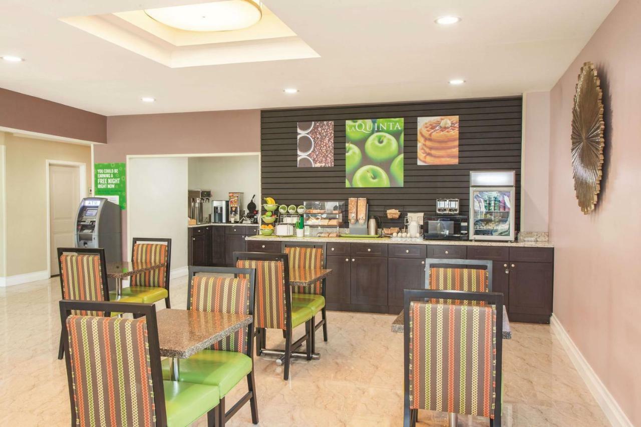 La Quinta Inn & Suites Far Rockaway - Beach Hotel New York Luaran gambar