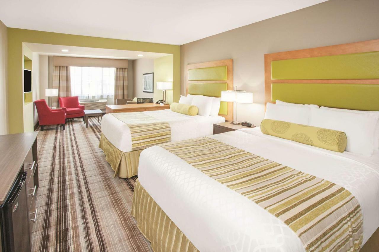 La Quinta Inn & Suites Far Rockaway - Beach Hotel New York Luaran gambar