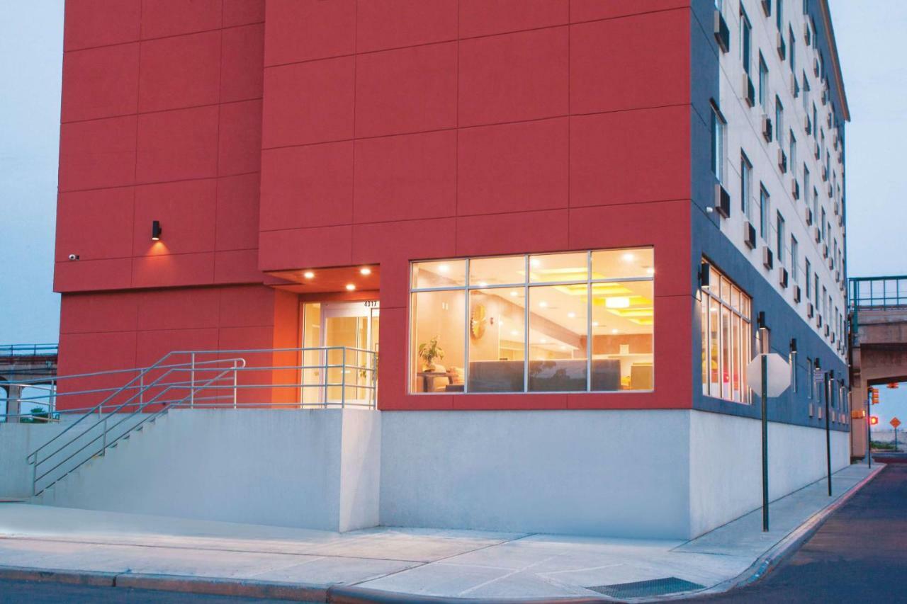 La Quinta Inn & Suites Far Rockaway - Beach Hotel New York Luaran gambar